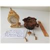 Image 4 : ANTIQUE MINI COO COO STYLE CLOCK &VINTAGE WINDUP CLOCK