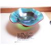 Image 5 : NICOLE TREMBLAY 9” FLUTED IRRIDESCENT ART GLASS BOWL