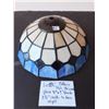 Image 2 : TIFFANY STYLE 9X9X3.5” STAINED GLASS LAMP SHADE