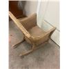 Image 5 : Childs Wicker Rocker