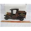 Image 2 : Coopertires Wooden Truck and Box