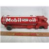Image 2 : Mobil Tanker Toy Made in Japan