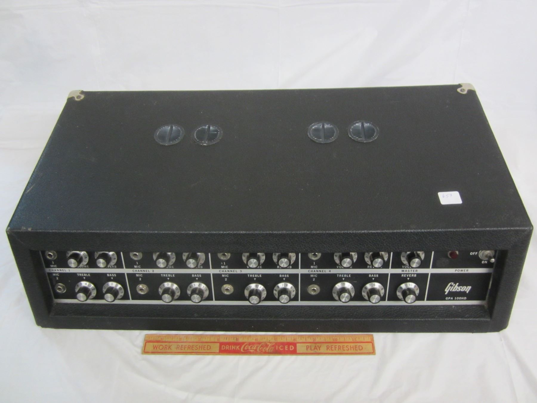 Gibson Guitar Amplifier Head Unit Powers Up