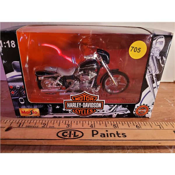 1:18 Harley Davidson Motorcycle NIB 2002