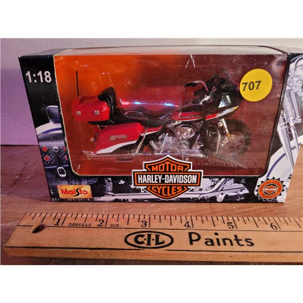 1:18 Harley Davidson Motorcycle NIB 2002