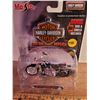 Image 1 : 1:24 Harley Davidson 2001 FXSTS Springer Softail NIB 2002