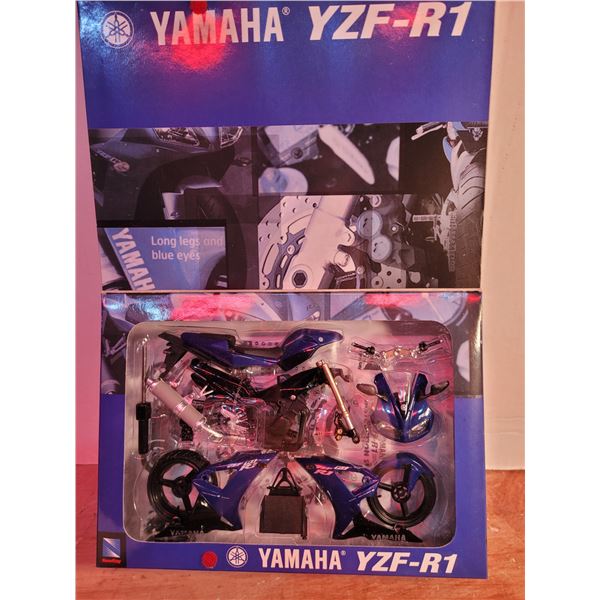 1:12 Yamaha YZF-R1 Model Kit Never Assembled NIB