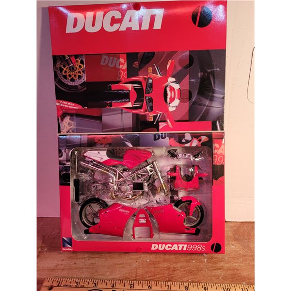 1:12 Ducati 998S Model Kit Never assembled NIB