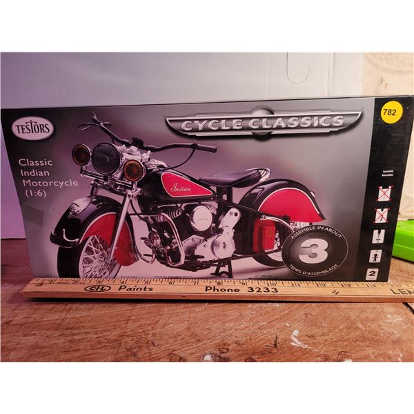 1:6 Classic Indian Motorcycle Metal Chassis Kit NIB