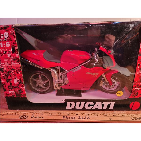 1:6 Ducati 998 Motorcycle NIB