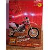 Image 2 : 1:12 Honda CRF 450 R Diecast Model Kit NIB