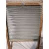 Image 2 : Snow Wash Columbia Glass Washboard 12x24in.