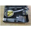 Image 3 : Vintage Womens Grooming Kit