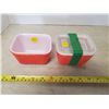 Image 1 : 2 PYREX FRIDGE DISHES (ONE LID)