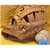 Image 1 : Spalding (Jim Palmer) Ball Glove & Softball