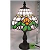 Image 1 : 12" Boulder Bedside Lamp / Ornate Stained Glass Shade