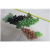 Image 2 : Ornamental plastic grapes