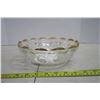 Image 2 : Set of Bull's eye pattern glass serving bowl and serving plate