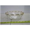 Image 2 : Set of Bull's eye pattern glass serving bowl and serving plate