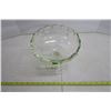 Image 2 : Clear glass pedestal bowl