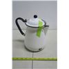 Image 3 : White enamel coffee pot