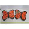 Image 4 : Pair of Monarch butterflies