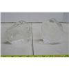 Image 5 : Pair of glass 3D paper weights