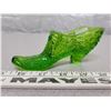Image 1 : Daisy + button pattern green glass shoe
