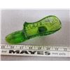 Image 2 : Daisy + button pattern green glass shoe
