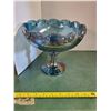 Image 1 : Footed Bowl - Carnival Glass