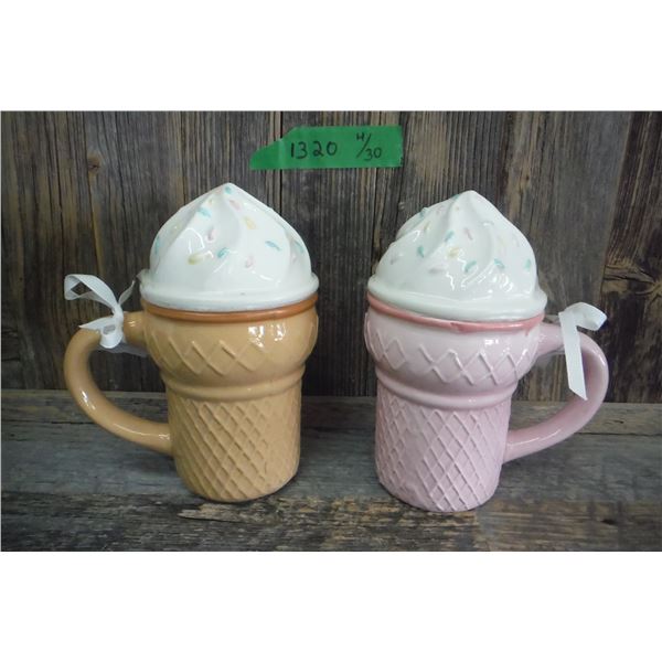 2 ice cream serving mugs
