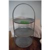 Image 1 : 3 tier metal serving stand
