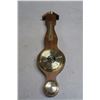 Image 1 : Beautiful Wood Base Thermometer/Barometer Combo