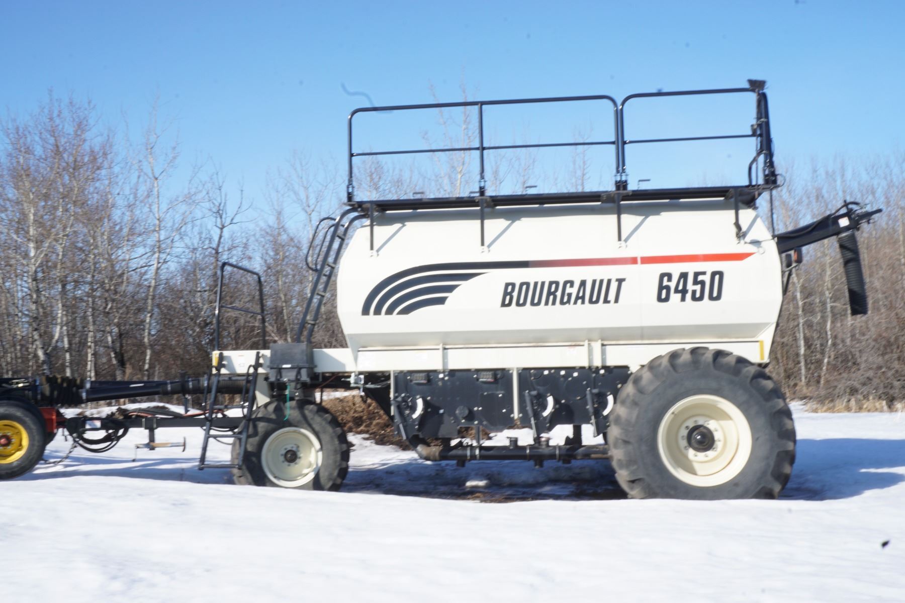 Bourgault 5710 Air Seeder, 47Ft complete with packers and Bourgault