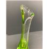 Image 2 : Vintage Uranium Green And Clear Viking Swing Glass Vase