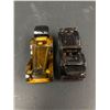 Image 2 : Etched Wooden Box with Lot of 5 Wooden Cars