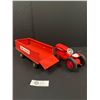 Image 3 : Vintage 1960s Tin Friction Farm Tractor with Cargo Trailer Toy Set #1417, Made in Kyoei, Japan