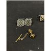 Image 2 : Vintage Men's Cufflinks and Tie Tacs