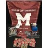 Image 1 : HOCKEY COLLECTIBLES LOT
