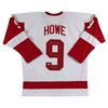 Image 1 : GORDIE HOWE SIGNED DETROIT RED WINGS JERSEY (PSA/DNA HOLO)