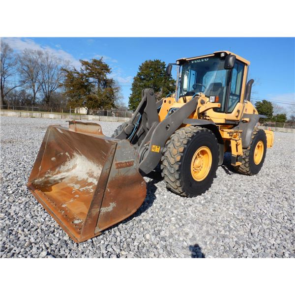 2014 VOLVO L70G Wheel Loader