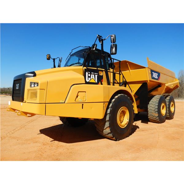2015 CAT 745C Articulated Truck