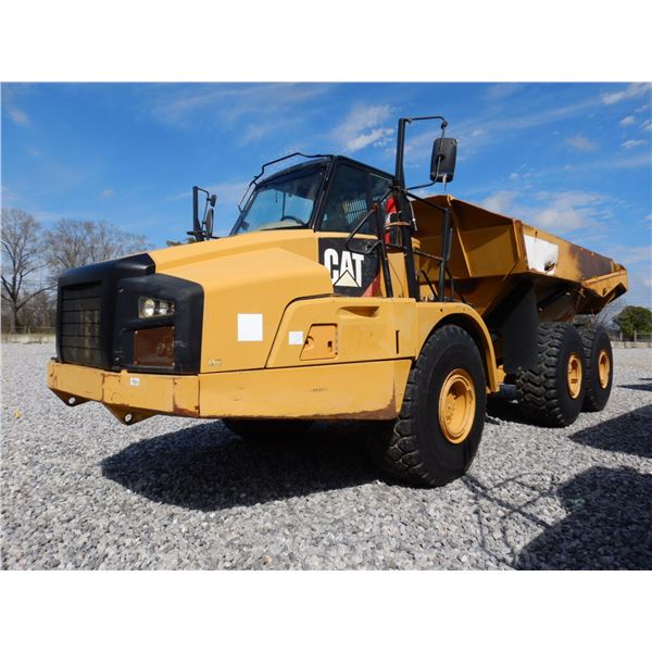 2011 CAT 740B Articulated Truck
