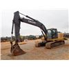 Image 1 : 2015 JOHN DEERE 210G LC Excavator