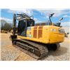 Image 2 : 2016 JOHN DEERE 210G LC Excavator
