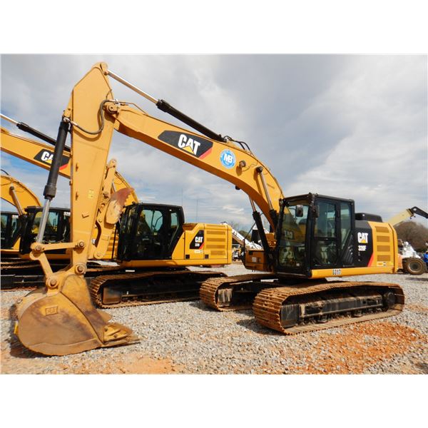 2017 CAT 320FL Excavator