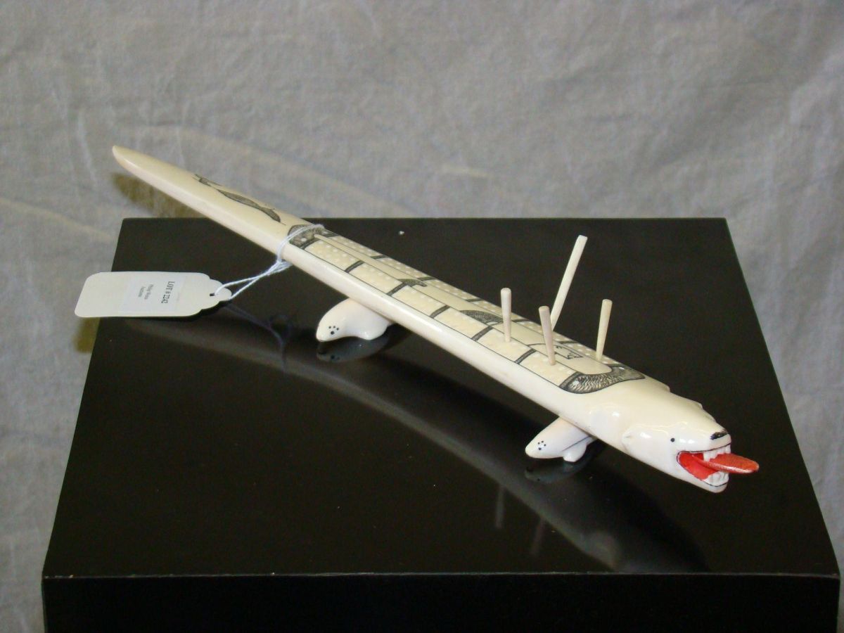 Carved Alaskan Ivory Cribbage Board Mike Pullock