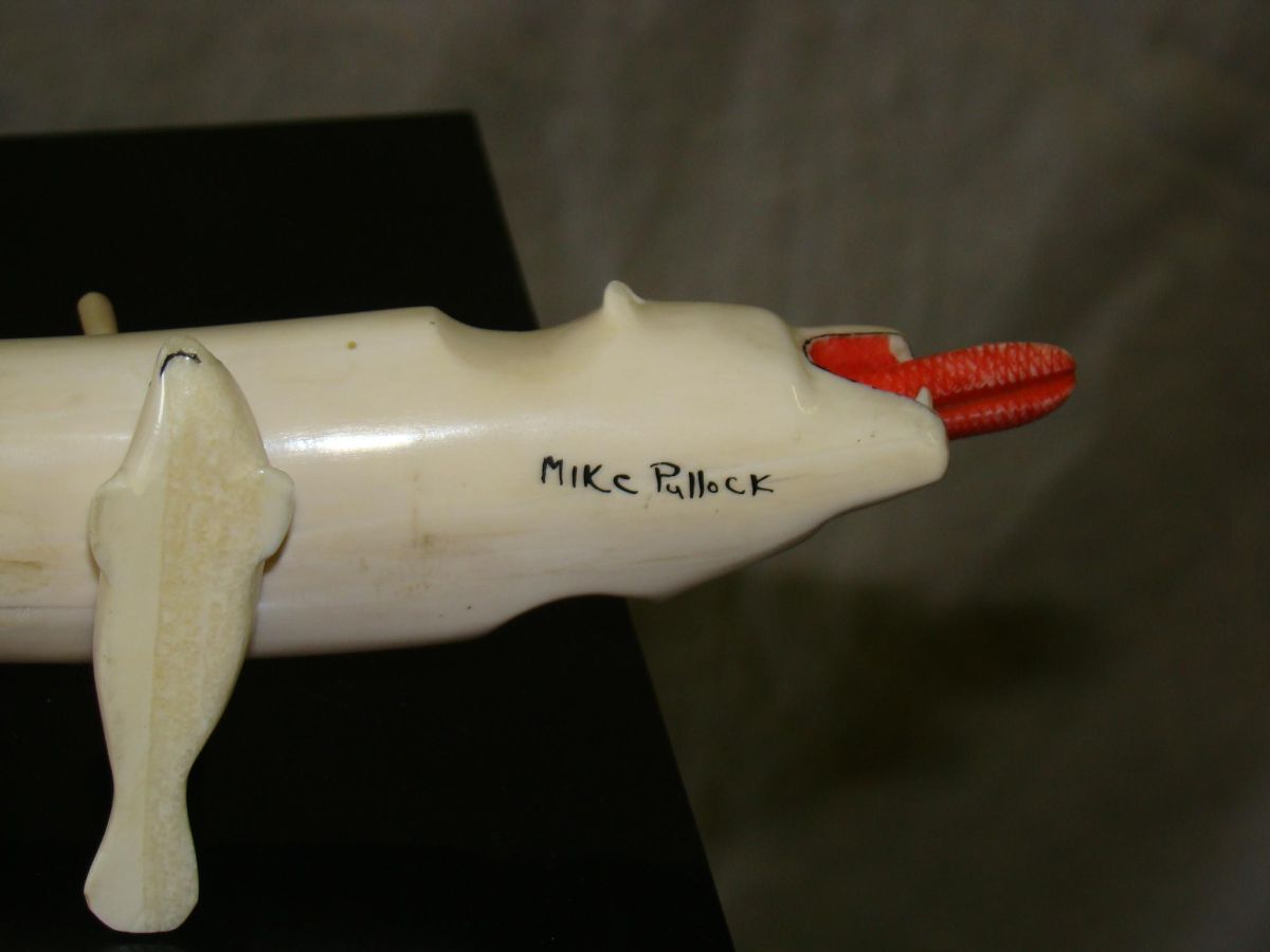 Carved Alaskan Ivory Cribbage Board Mike Pullock