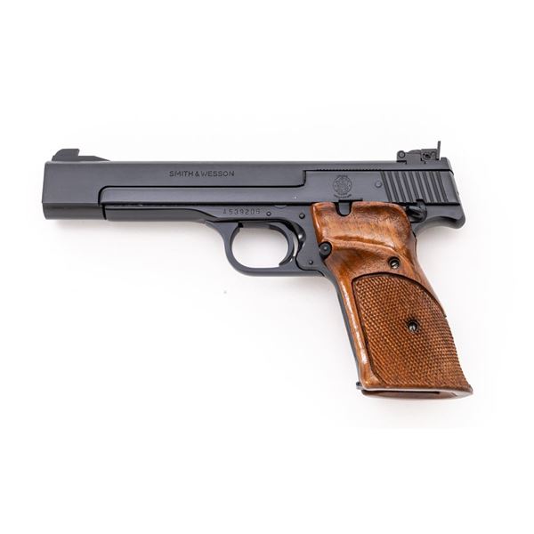 Smith & Wesson Model 41 Semi-Automatic Target Pistol