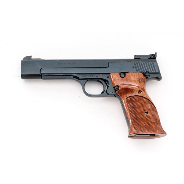 Smith & Wesson Model 41 Semi-Automatic Target Pistol